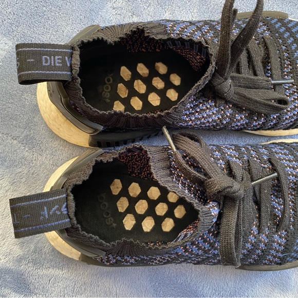 Adidas Men's The Boost R1 Primeknit Size 6.5 Sneakers - Picture 6 of 9